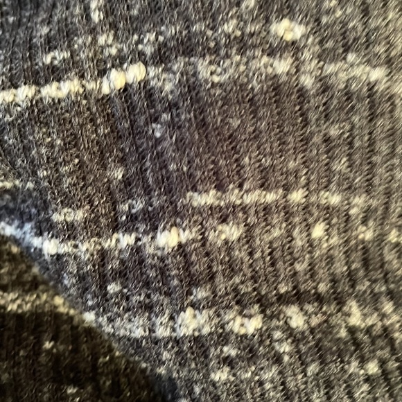 J. Lindeberg long sleeve sweater (sz XL) - Picture 9 of 9